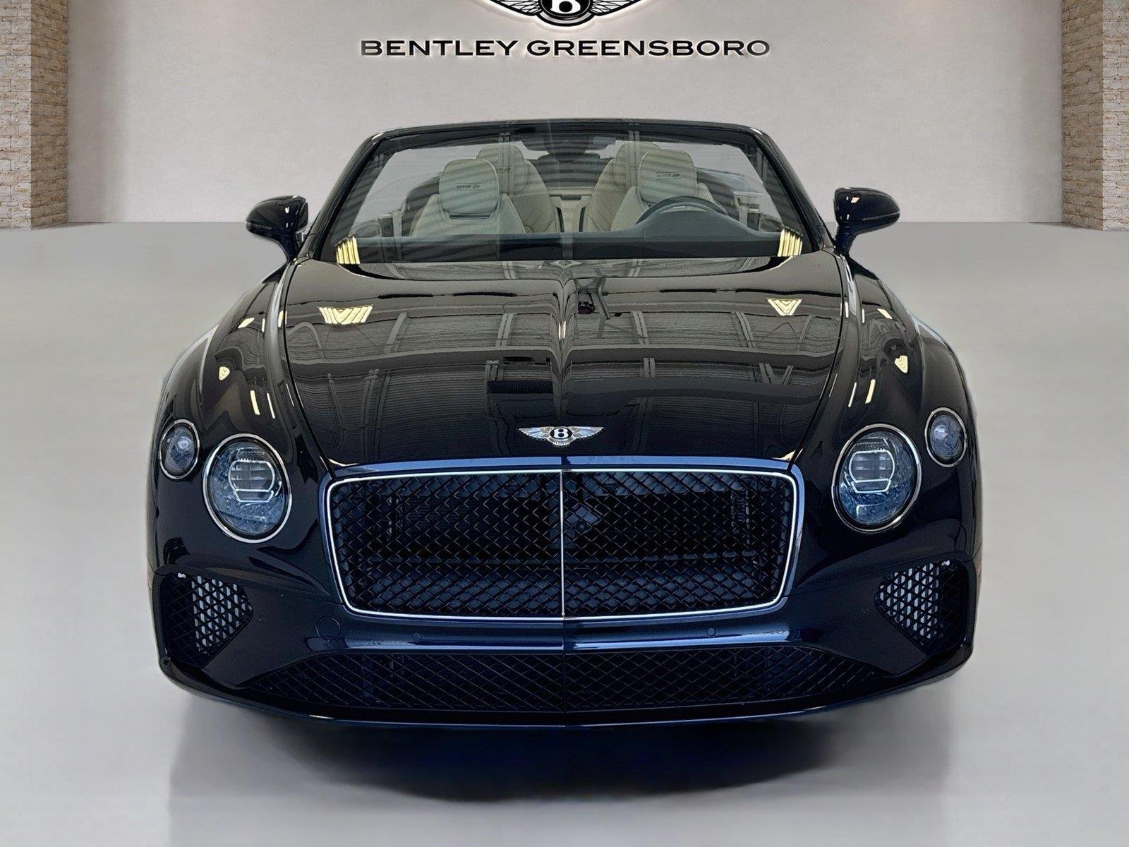 Used 2024 Dark Sapphire Metallic Bentley GT V8 image 8