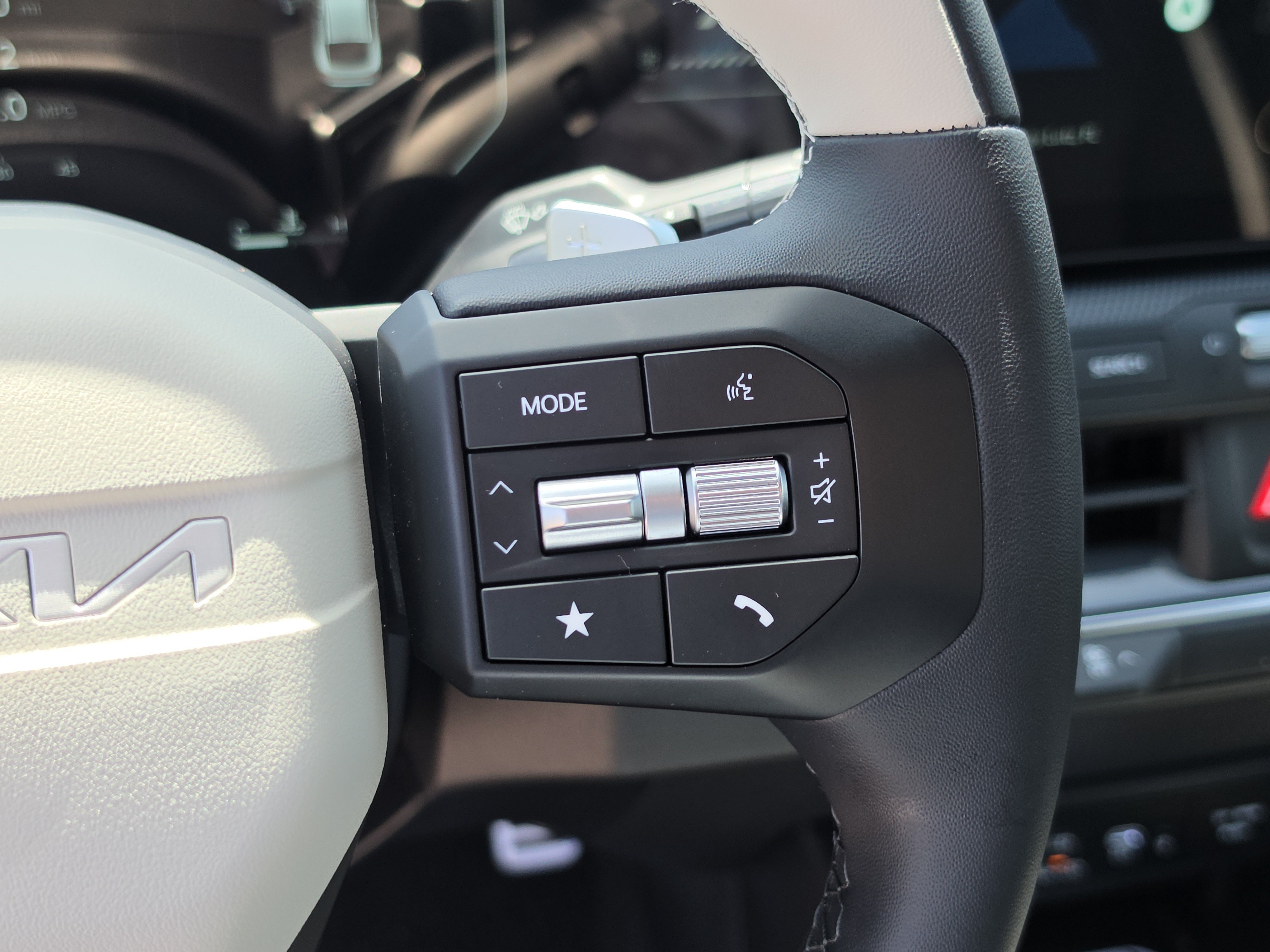 New 2026 Interstellar Gray Kia GT-Line Turbo image 31