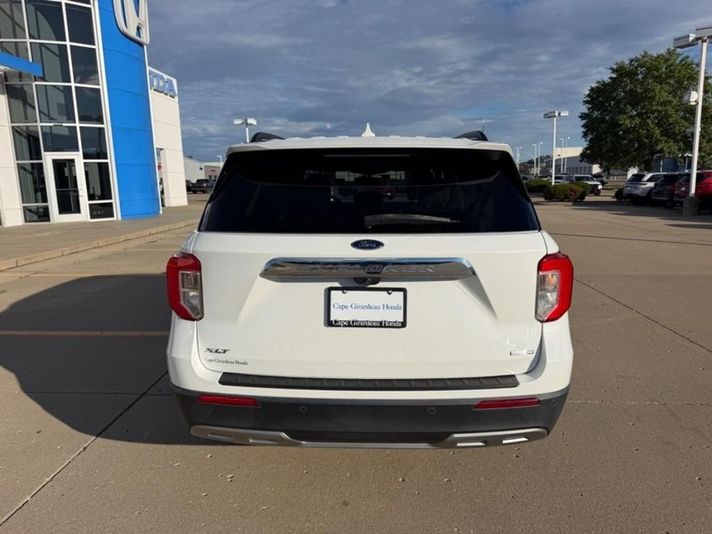 Used 2020 Star White Metallic Tri-Coat Ford XLT image 3