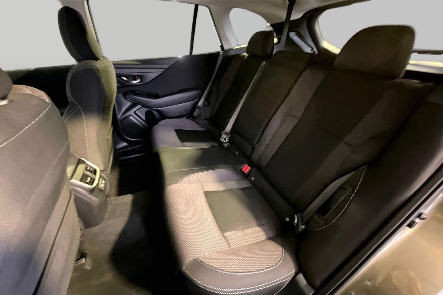 Used 2022 Autumn Green Metallic Subaru Premium image 21