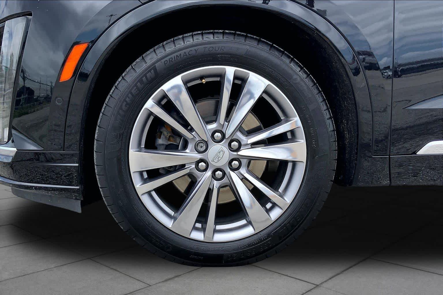 Used 2023 Stellar Black Metallic Cadillac FWD Premium Luxury image 11