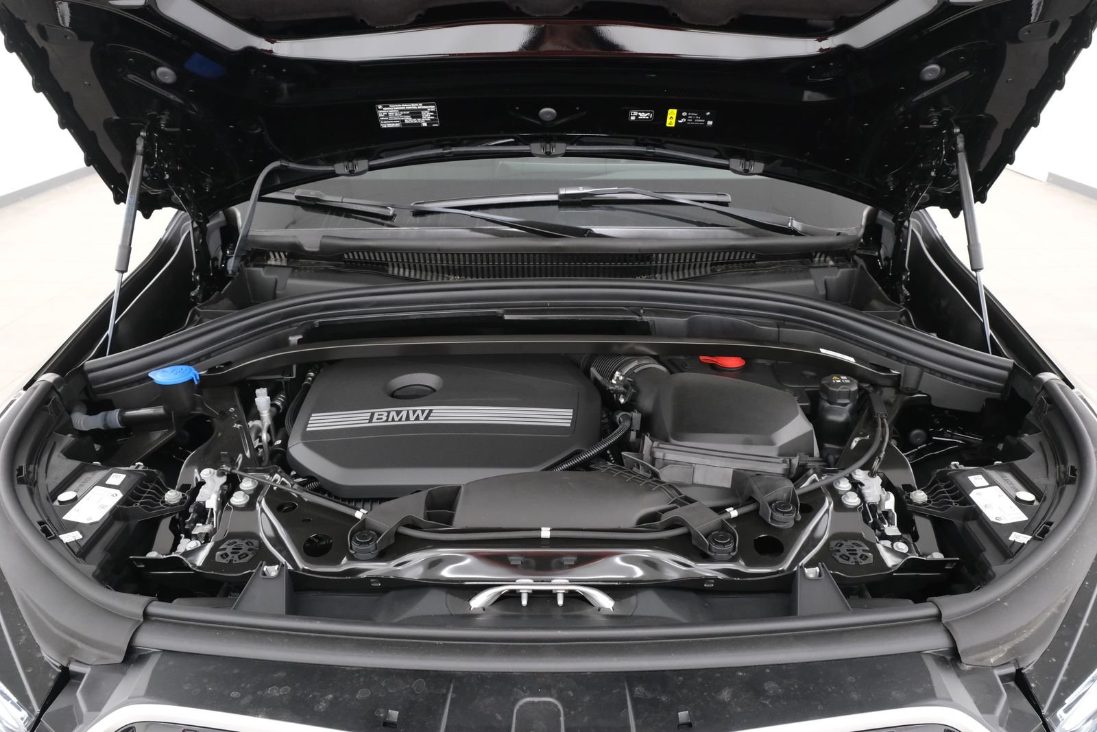 New 2027 Jet Black BMW xDrive28i image 42