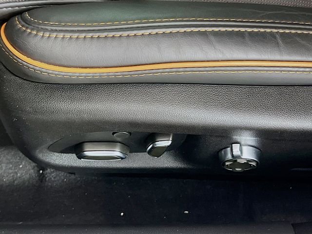 2023 Cadillac CT4 V-Series - Photo 17