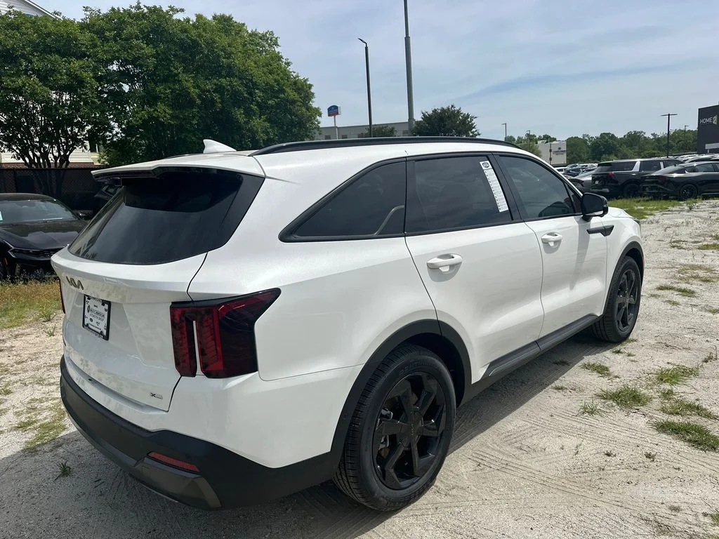 New 2026 White Kia X-Line SX Prestige image 7
