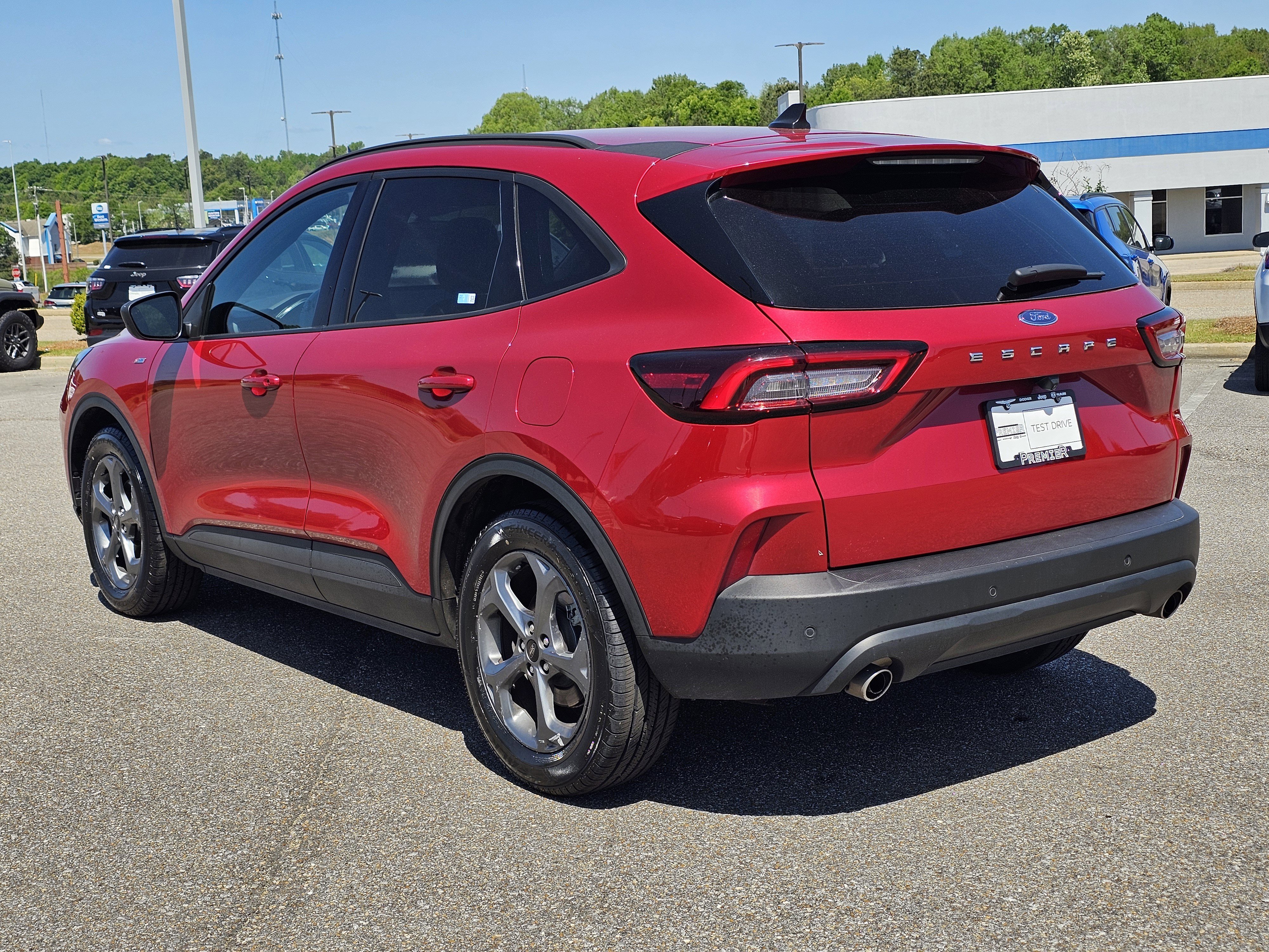 2025 Ford Escape ST-Line - Photo 13