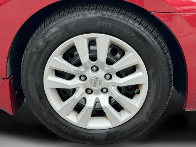 Used 2015 Red Nissan 2.5 S image 47