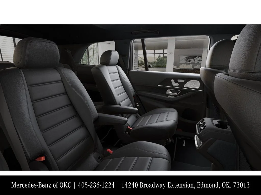 New 2026 White Mercedes-Benz GLS 450 image 5