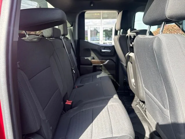 Used 2020 Red GMC SLE image 29