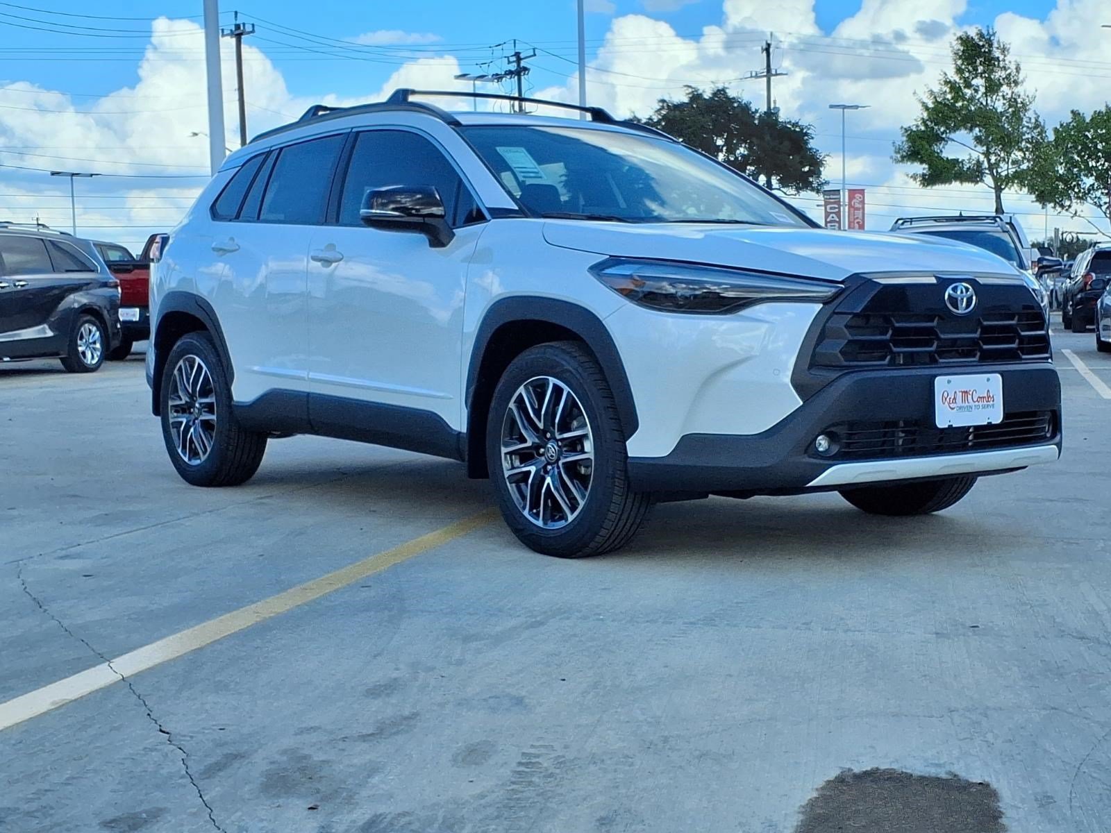 New 2026 Wind Chill Pearl Toyota XLE image 3