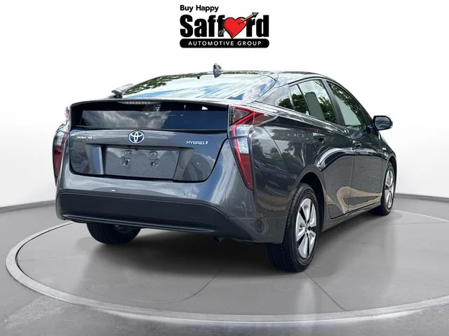 Used 2016 Gray Toyota Three image 9