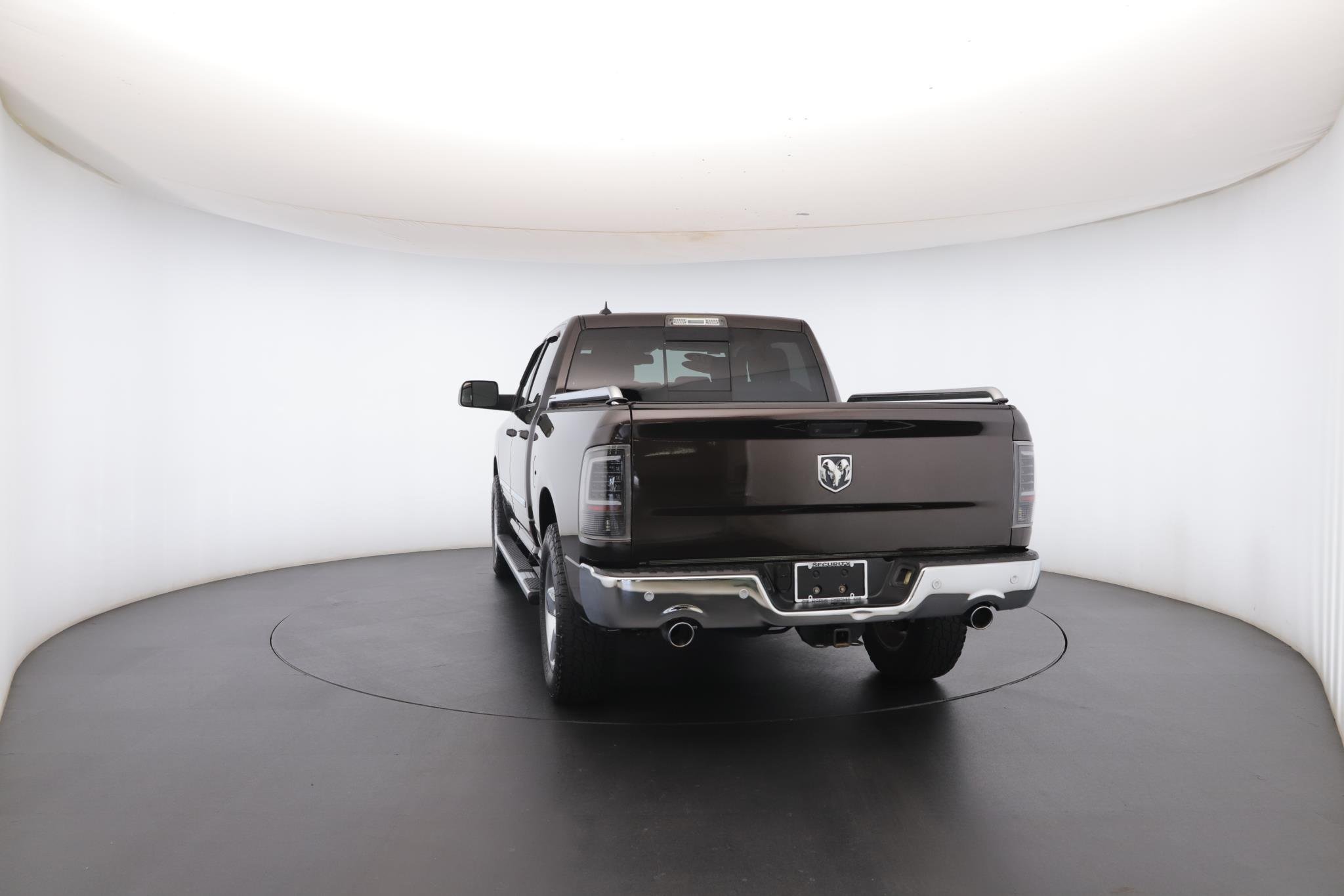 Used 2016 Luxury Brown Pearlcoat Ram 4WD Crew Cab 149 Big Horn image 27