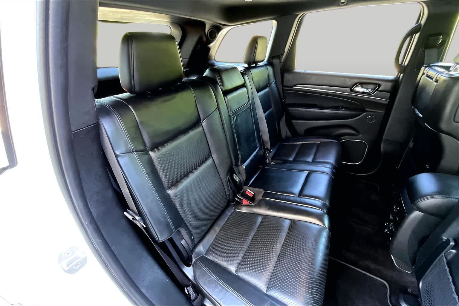 Used 2019 Bright White Clearcoat Jeep High Altitude image 20