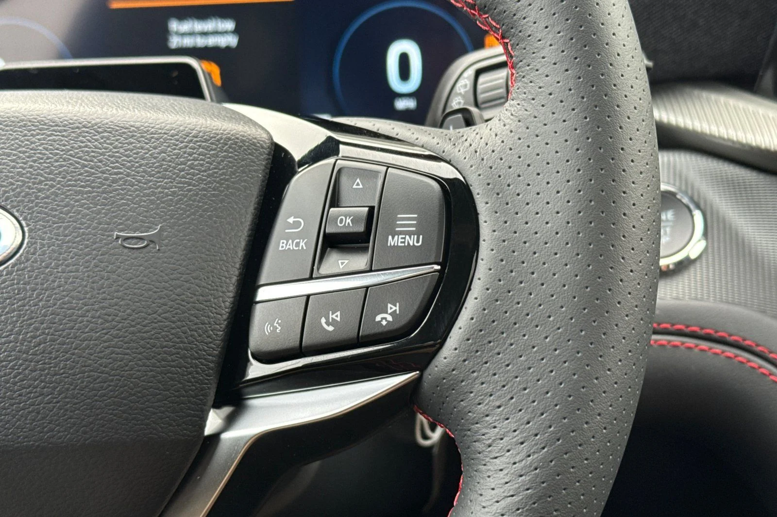 2026 Ford Explorer ST - Photo 31