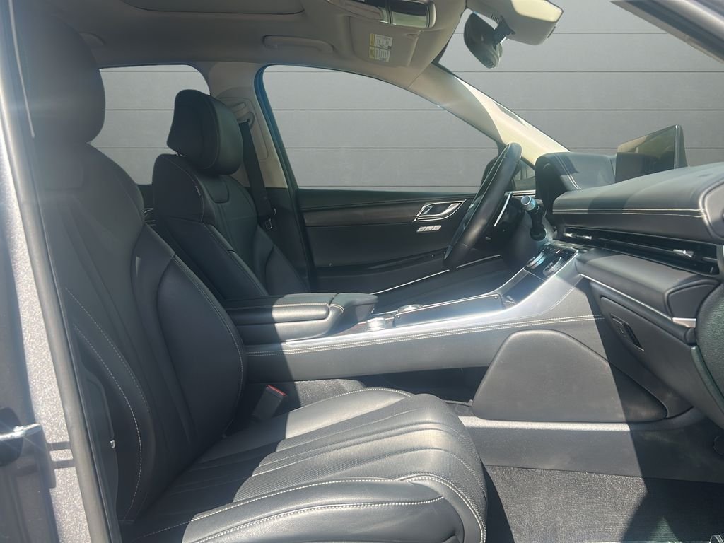 Used 2021 Silver Genesis 2.5T image 14