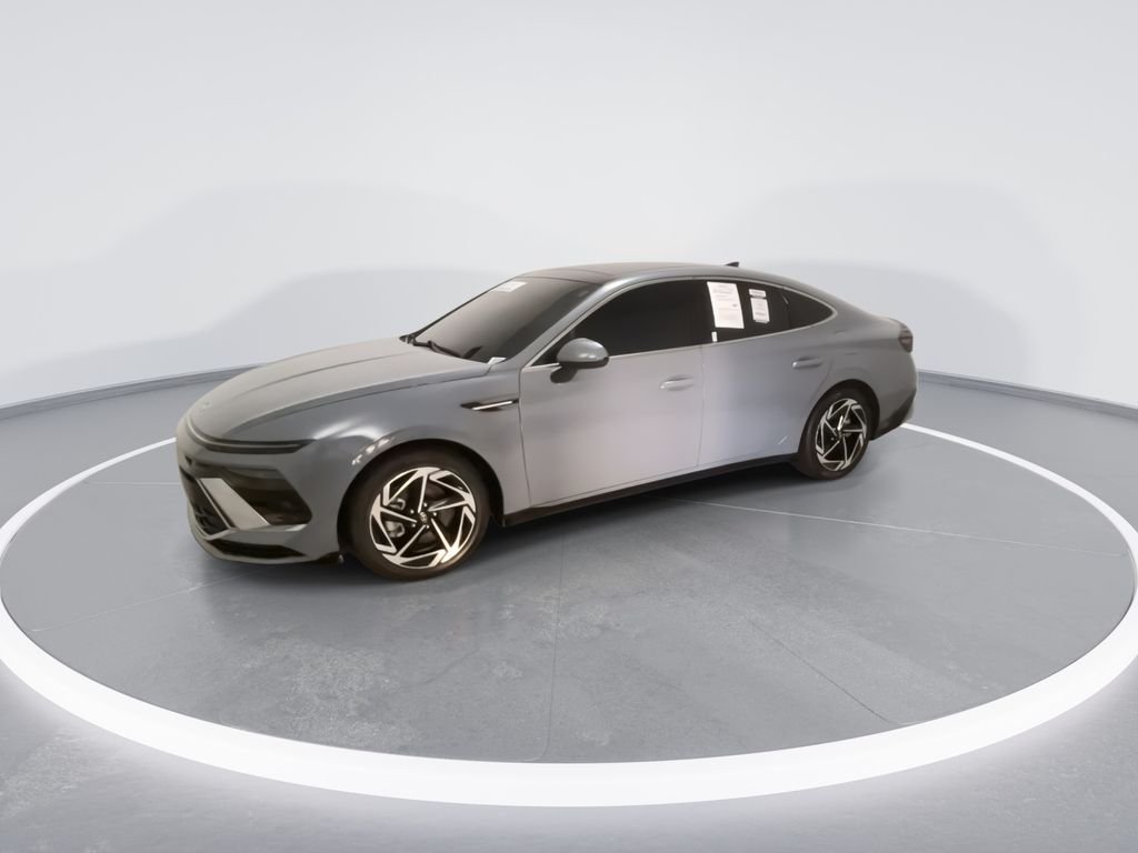 Used 2024 Blue Hyundai SEL image 6