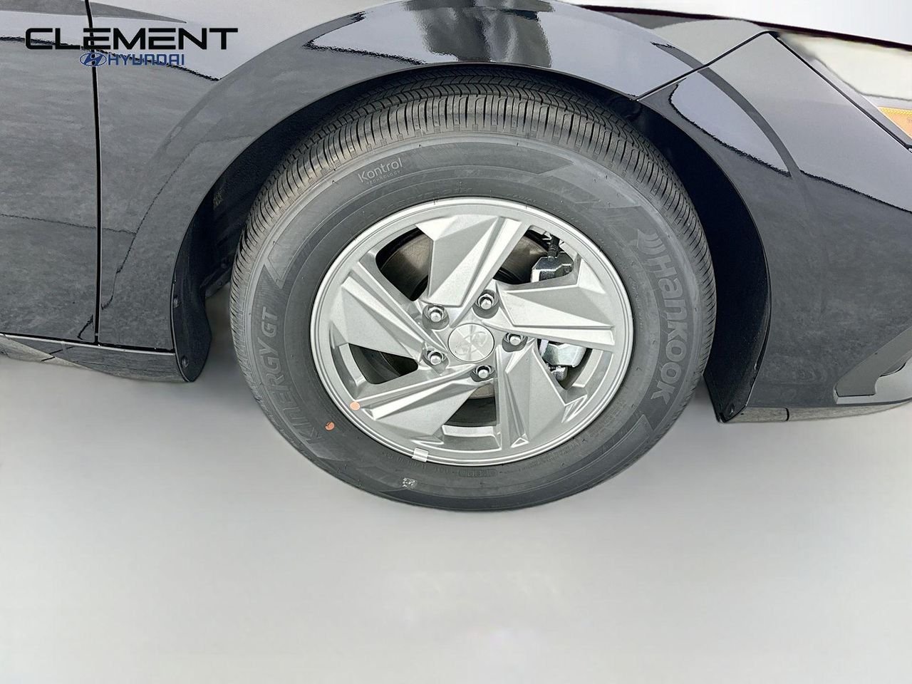 New 2026 Black Hyundai SE image 31