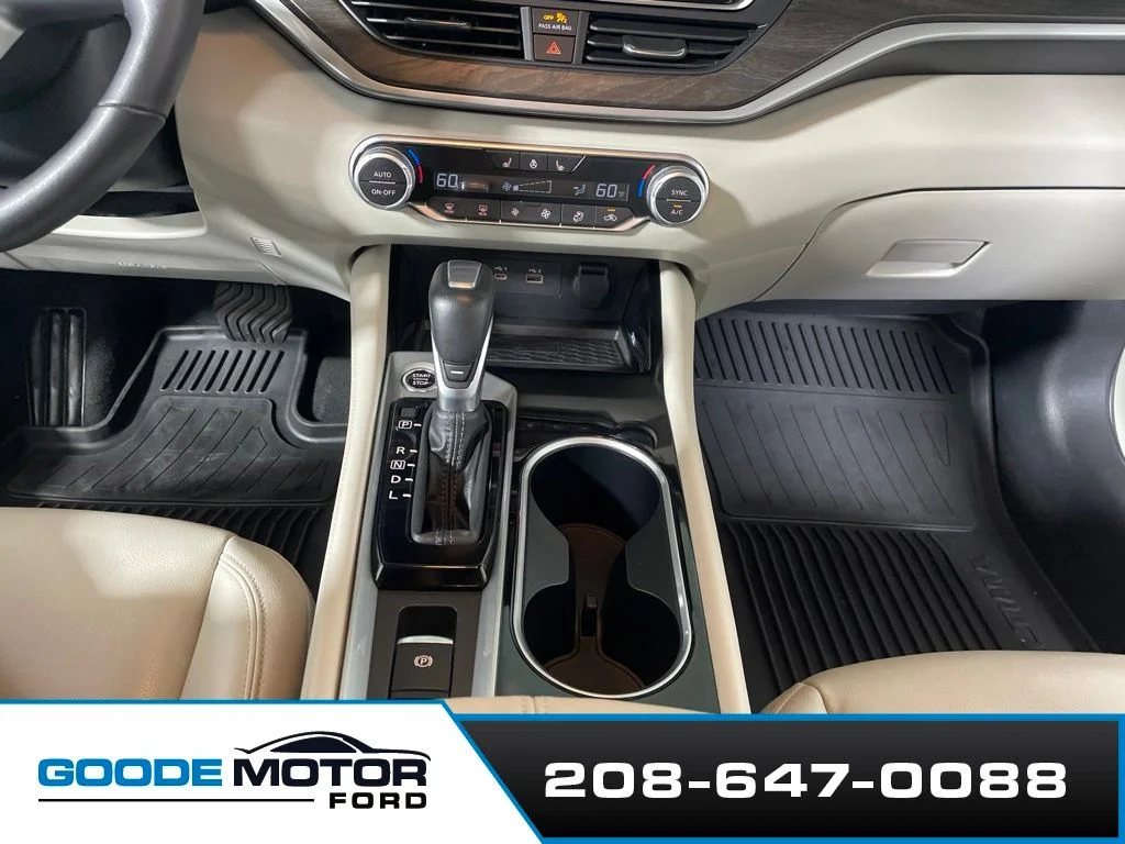 Used 2024 White Nissan 2.5 SL image 17