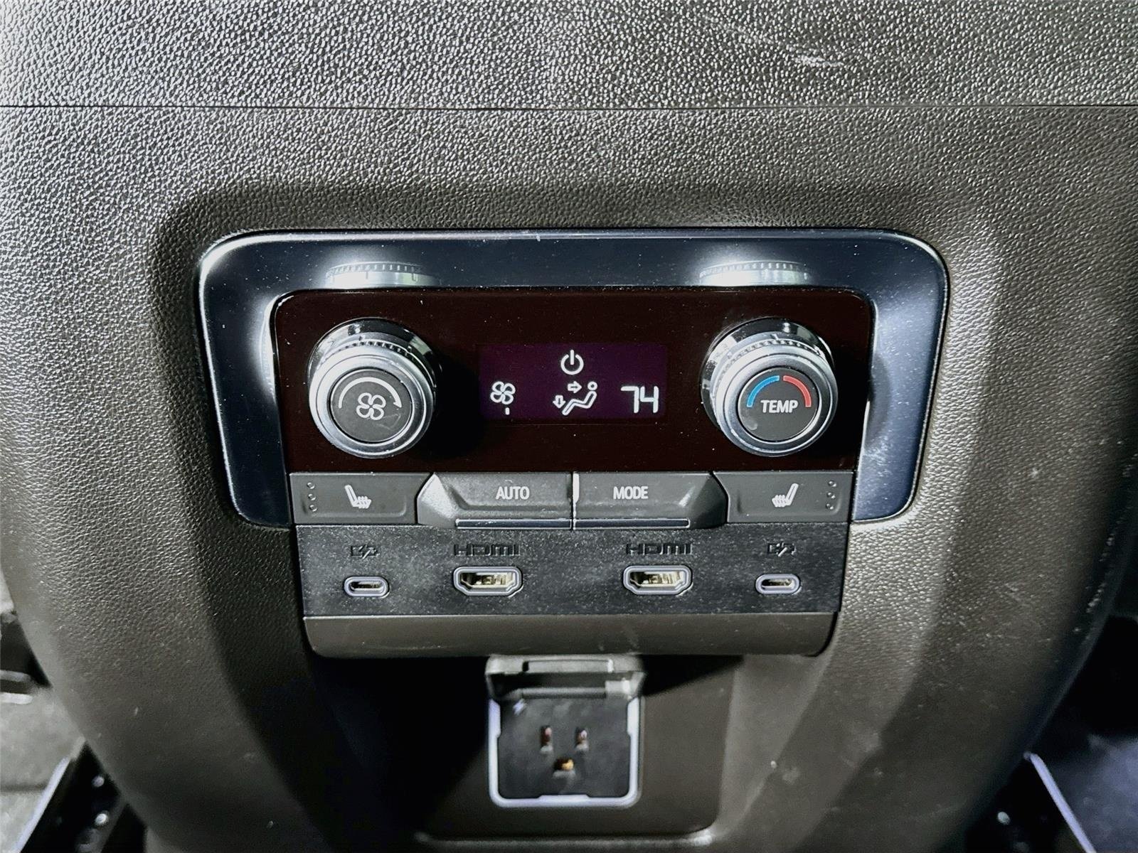 Used 2026 Onyx Black GMC AT4 image 27