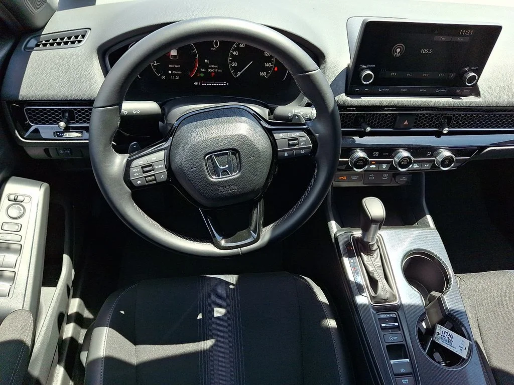 2026 Honda Civic Hatchback Sport - Photo 11