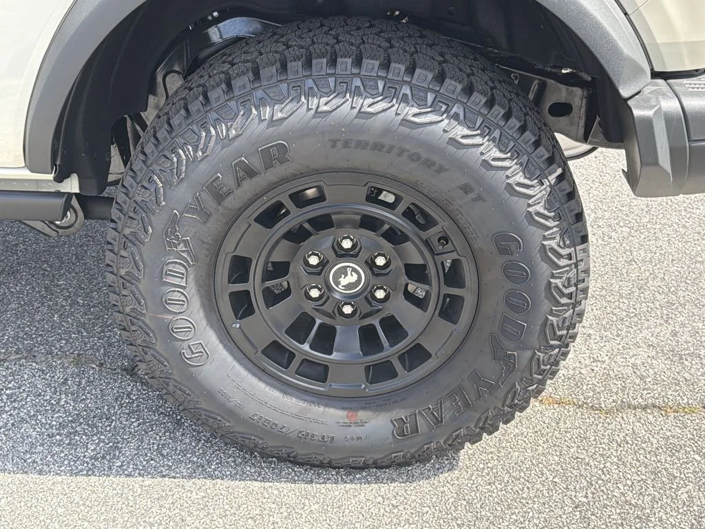 New 2026 Beige Ford Badlands image 17