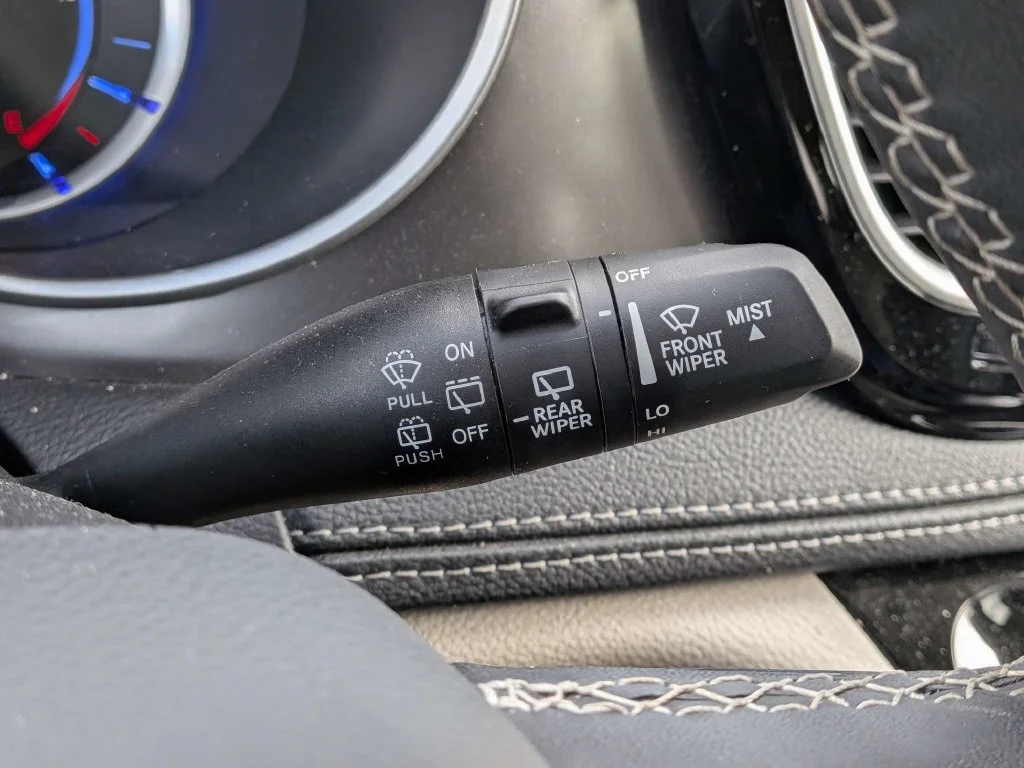 Used 2023 Silver Chrysler Touring L image 19