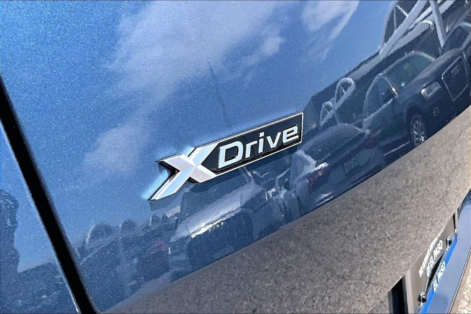 New 2026 Arctic Race Blue Metallic BMW 30 xDrive image 15