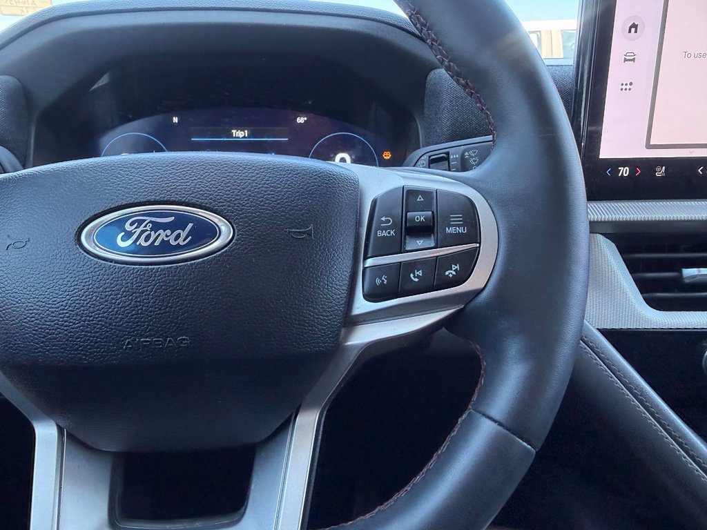 Used 2025 Gray Ford Active image 11