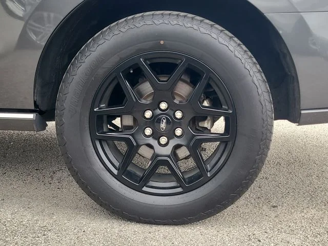Used 2020 Gray Ford Limited image 8