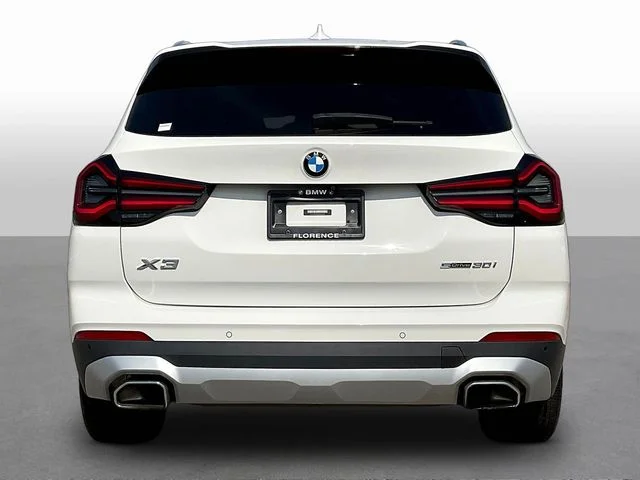Used 2022 White BMW sDrive30i image 6