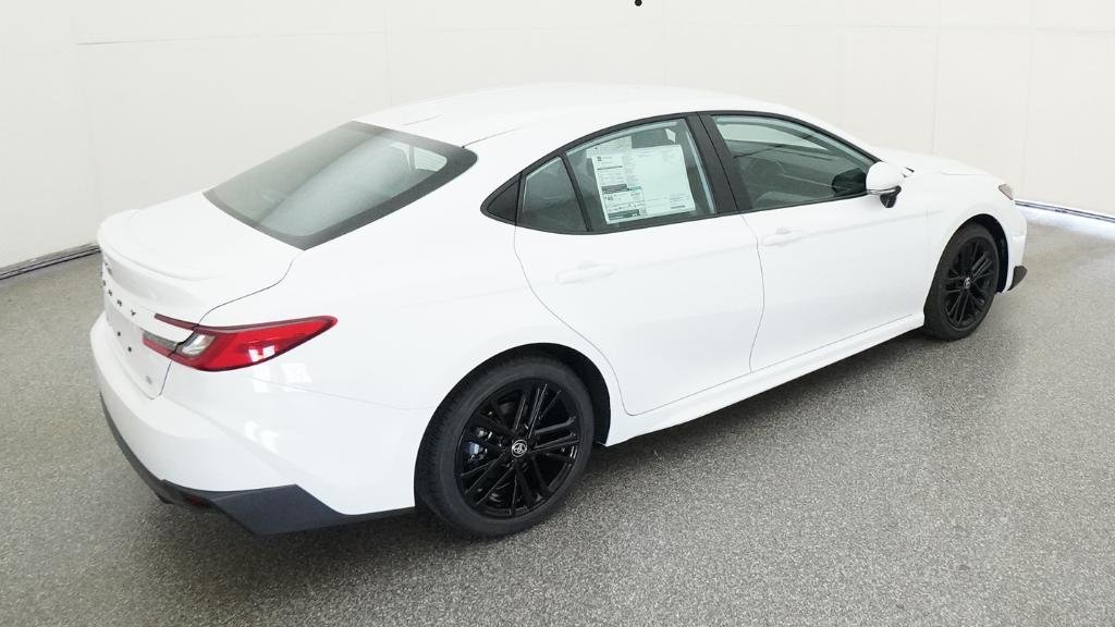 New 2026 Ice Cap Toyota SE image 16