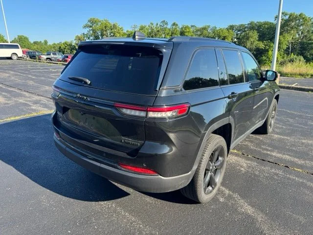 Used 2024 Black Jeep Limited image 3