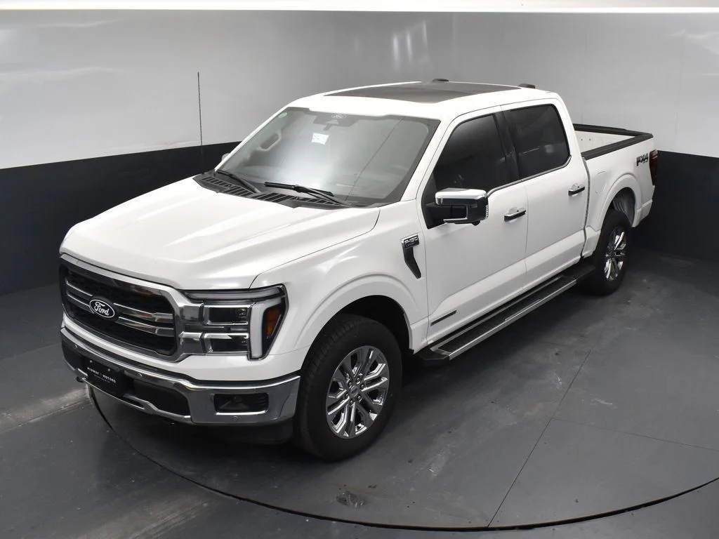 New 2025 White Ford Lariat image 36