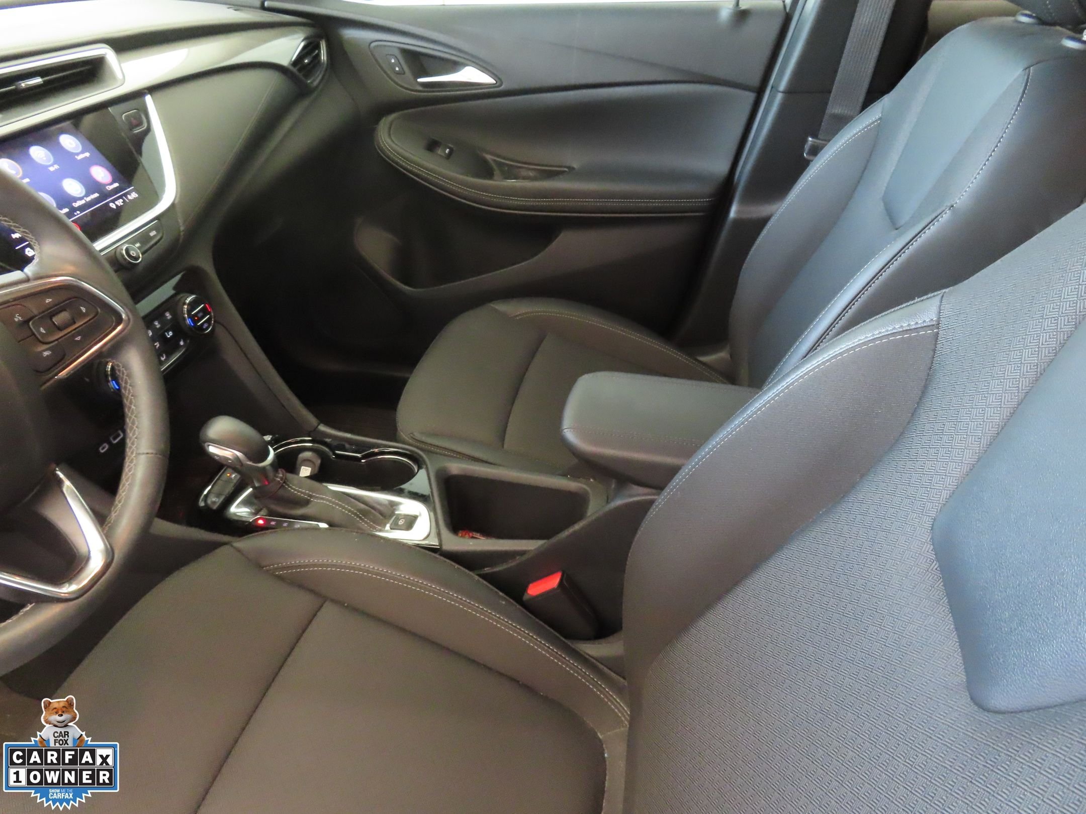 Used 2023 White Buick Select image 20