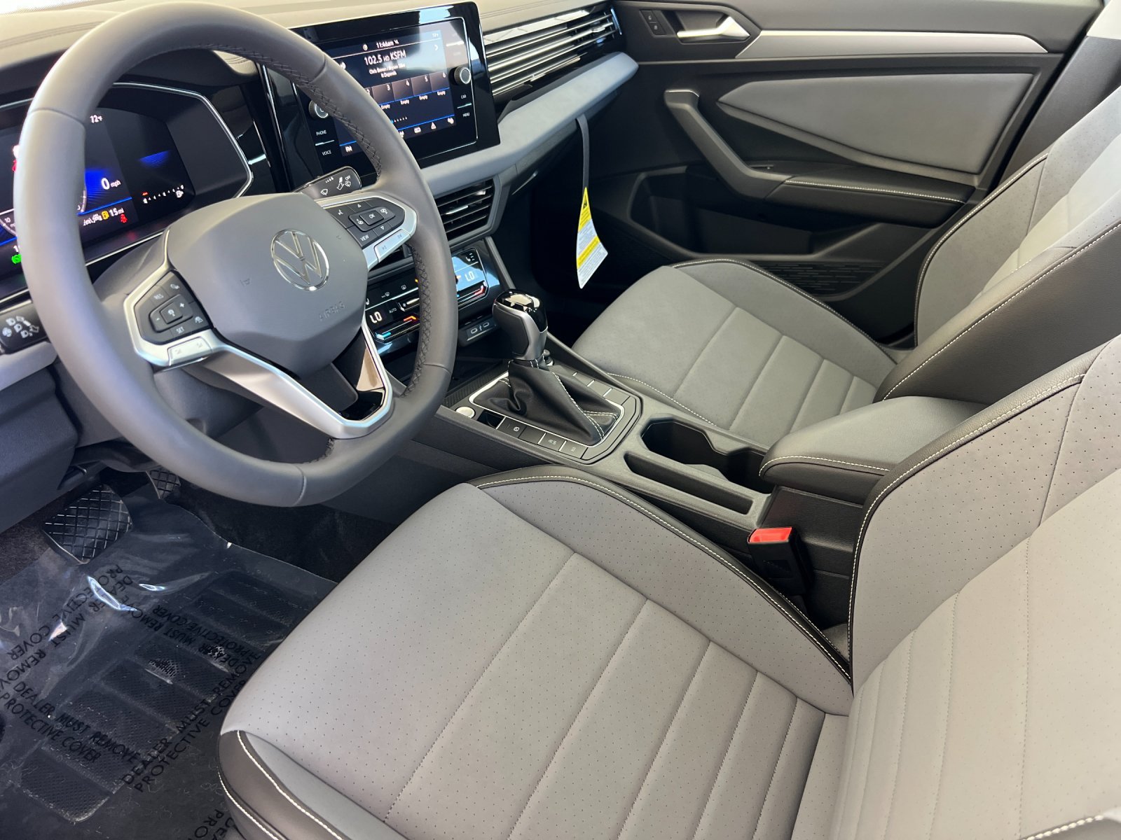 New 2026 Platinum Gray Metallic Volkswagen SE image 9
