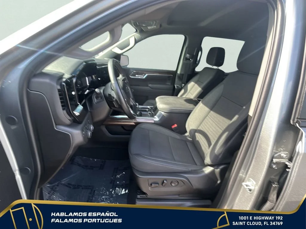 Used 2025 Sterling Gray Metallic Chevrolet RST image 13