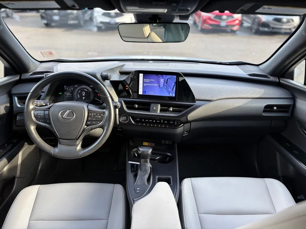 Used 2023 Silver Lexus 250h Base image 26