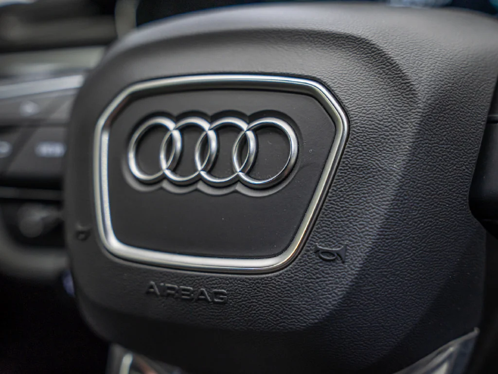 Used 2023 Daytona Gray Pearl Effect Audi 45 S line Prestige image 32