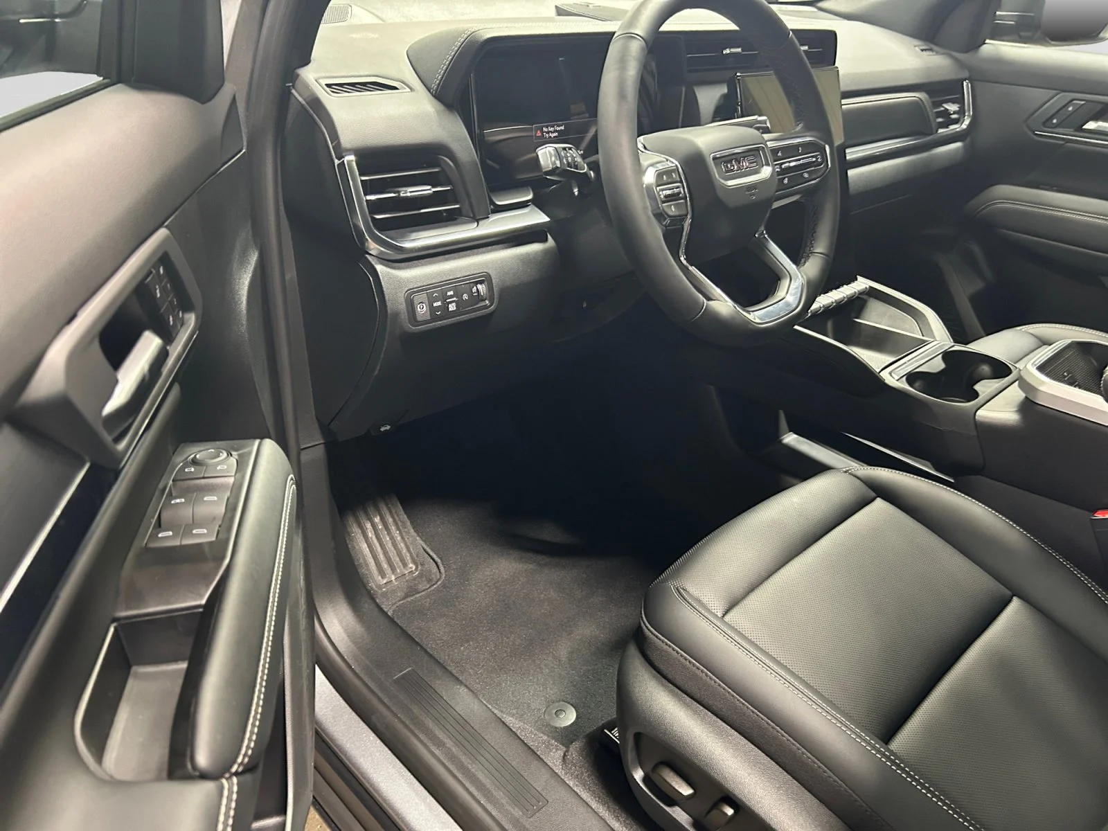 New 2027 Sterling Metallic GMC AWD Elevation image 13