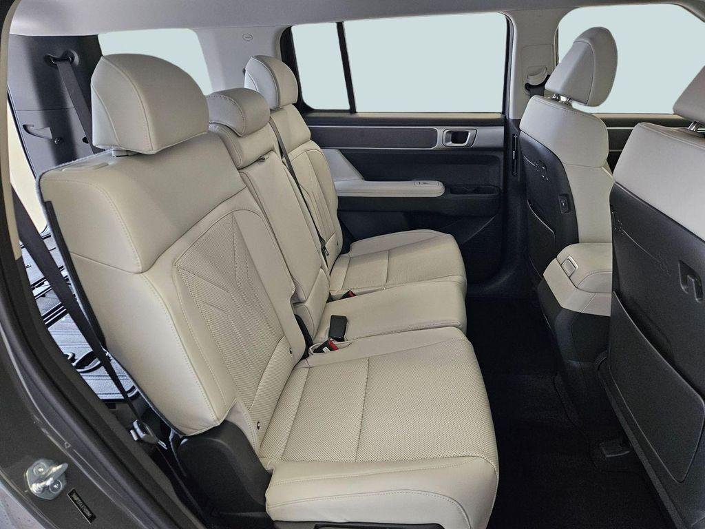 New 2026 Gray Hyundai SEL AWD image 27