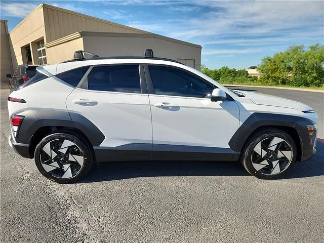 New 2026 Atlas White Hyundai Limited image 5