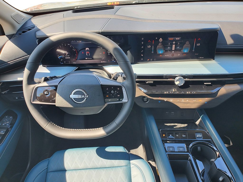 New 2026 Everest White Pearl Tricoat/Super Black Nissan Platinum image 17