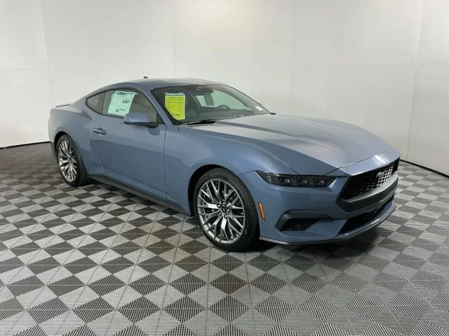 New 2025 Vapor Blue Metallic Ford EcoBoost Premium image 3