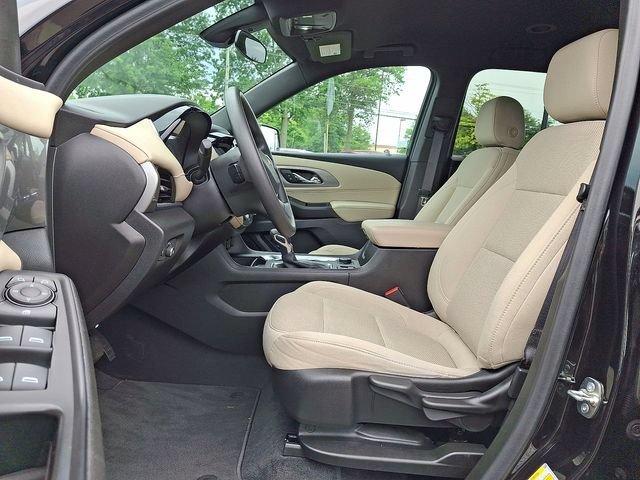 Used 2023 Mosaic Black Metallic Chevrolet LS image 18