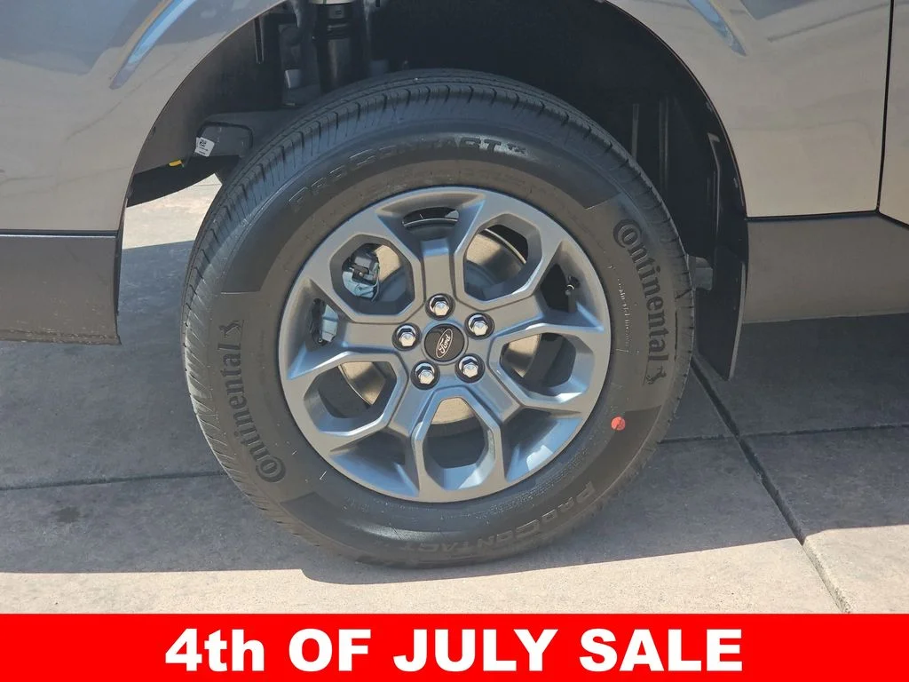 New 2026 Carbonized Gray Metallic Ford XLT image 13