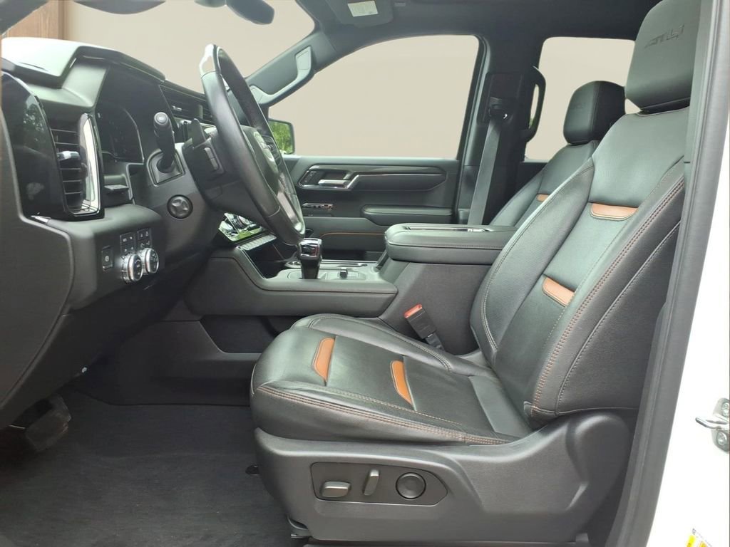 Used 2022 Summit White GMC AT4 image 15