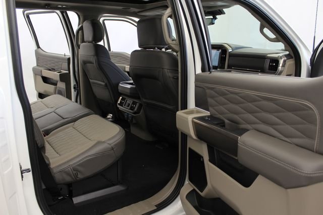 New 2026 Star White Metallic Tri-Coat Ford Platinum® image 31