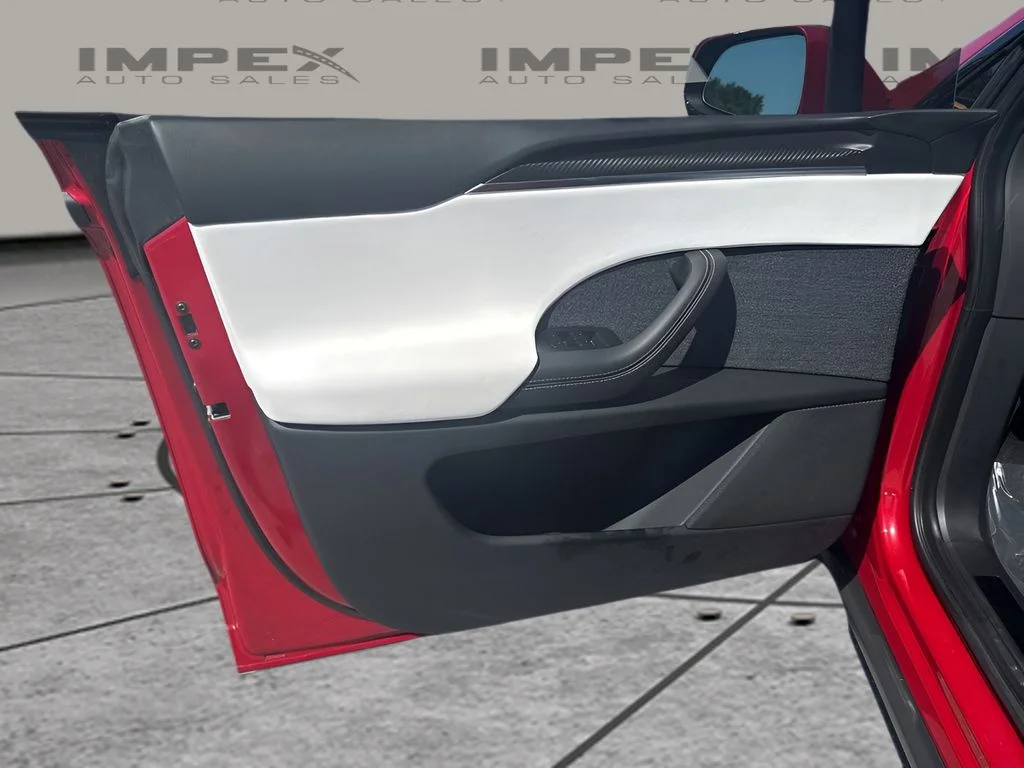 Used 2023 Red Tesla Plaid image 31