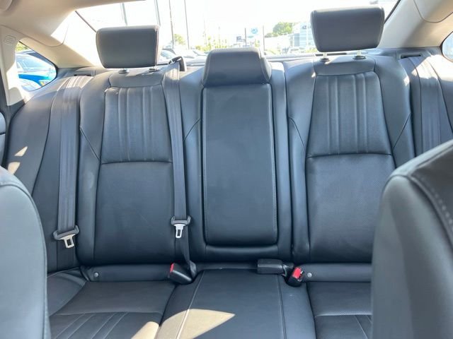 Used 2018 Lunar Silver Metallic Honda Touring image 20