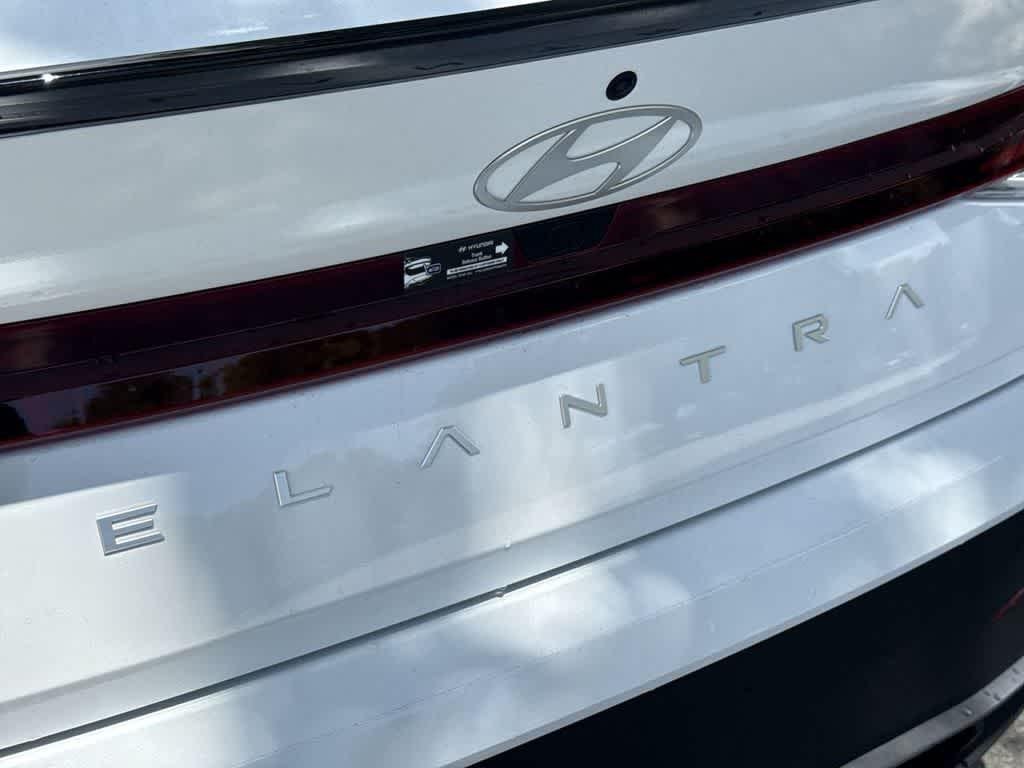 New 2026 Serenity White Hyundai SEL Sport image 10