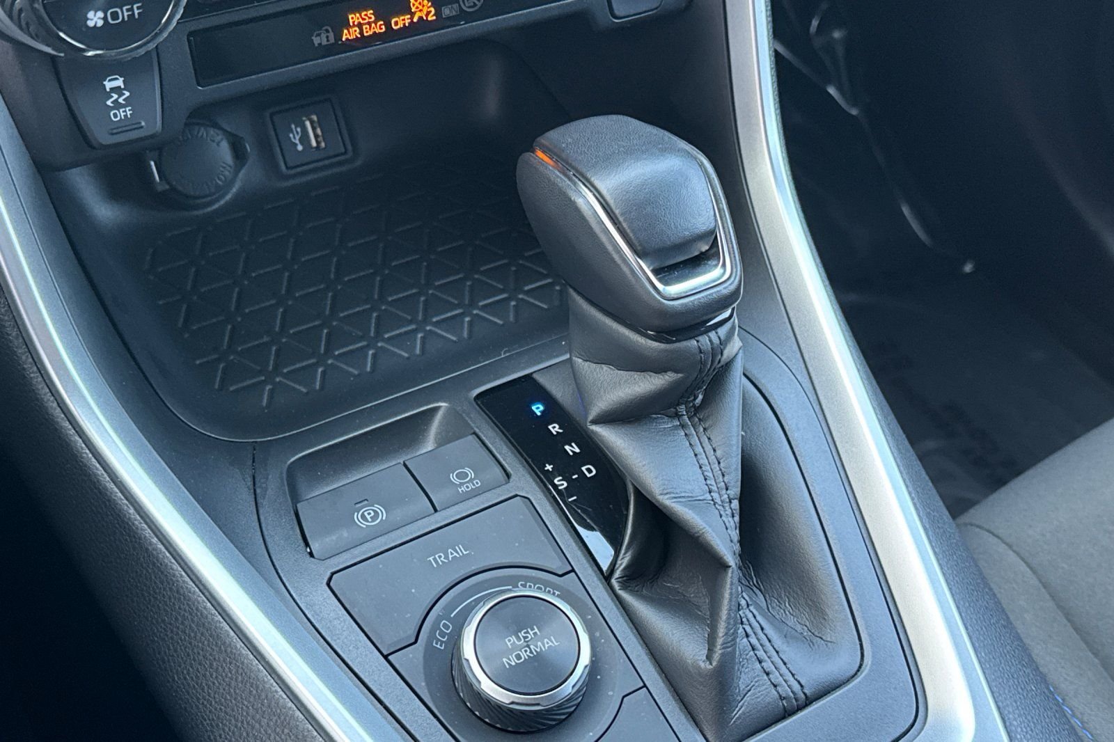 Certified Used 2025 Gray Toyota SE image 28